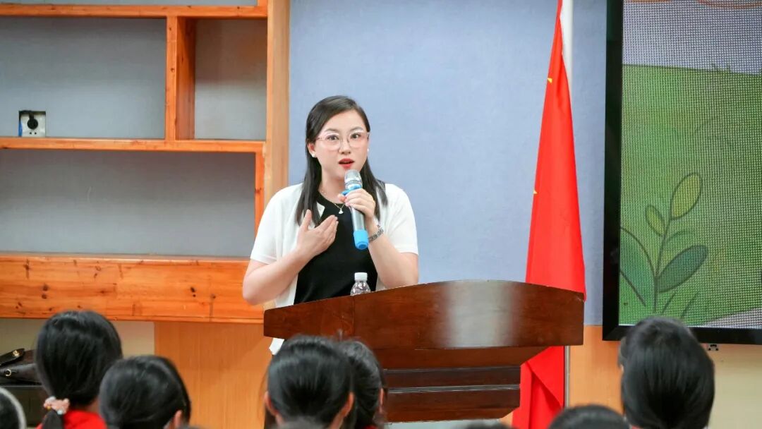 “棕南心希望”公益行——成都棕南医院心理团队走进成都市棕北小学-成都棕南医院_成都精神病医院